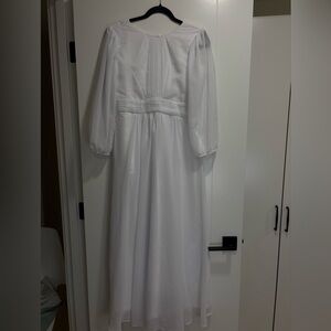 long sleeve white dress